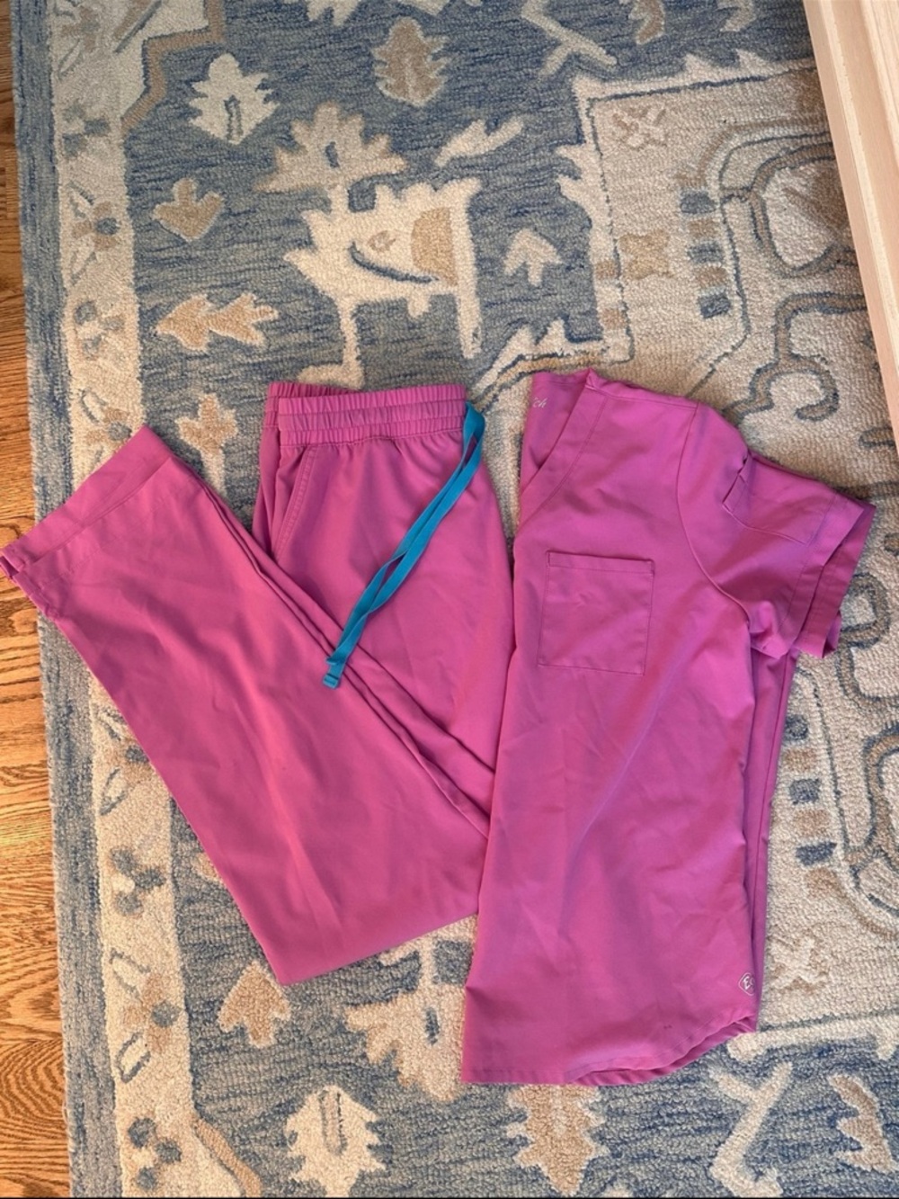 Uniform advantage easy stretch scrubs